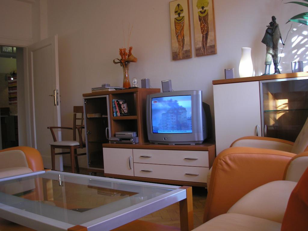 Apartment Accommodation Up To 17 Bratysława Zewnętrze zdjęcie