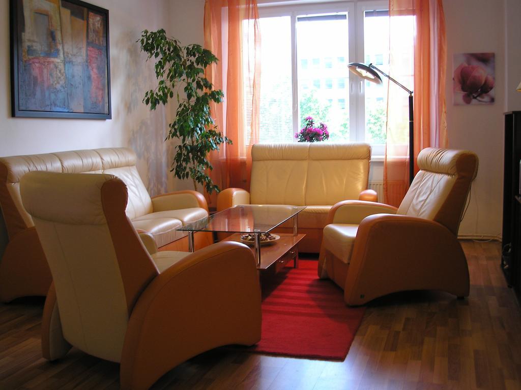 Apartment Accommodation Up To 17 Bratysława Zewnętrze zdjęcie