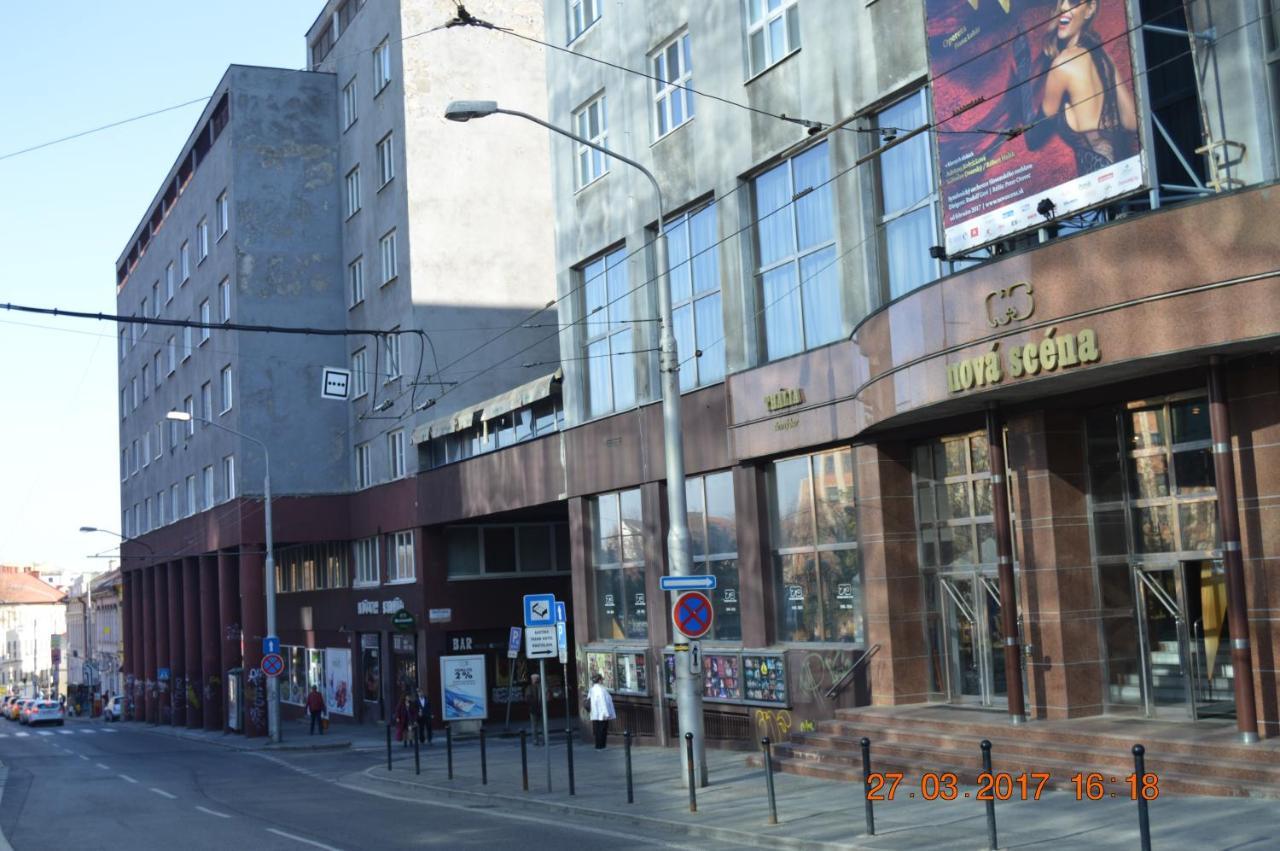 Apartment Accommodation Up To 17 Bratysława Zewnętrze zdjęcie